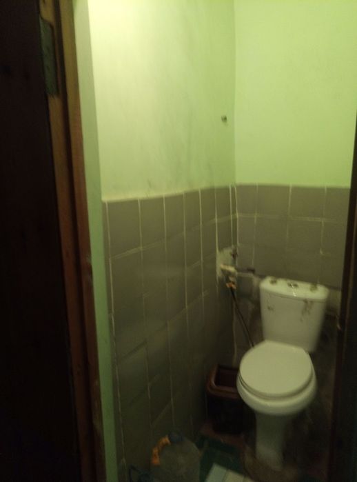 Qarshı shahar 4 mıkrarayon Anıs yon tomonida 3 xonali uy