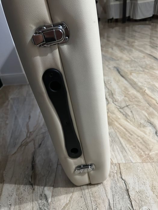 Masa de masaj potrivita pentru cosmetica