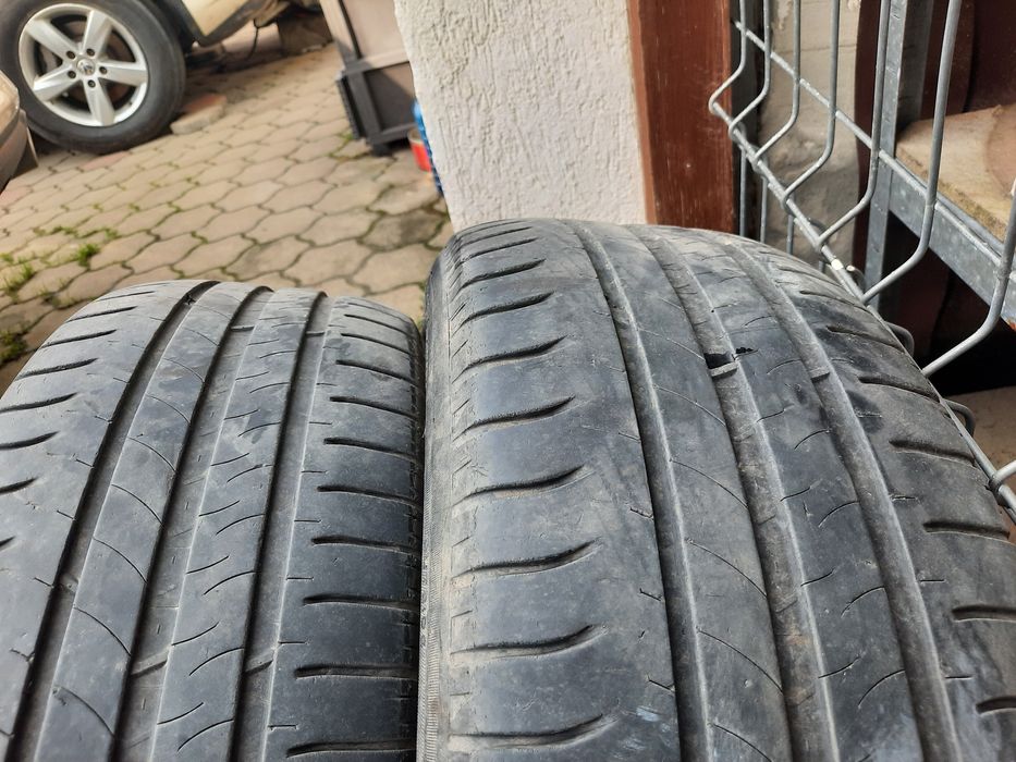 Anvelope vara 7mm 205 55 16 2 x Dunlop DOT4821,2 x MichelinDOT4919 6mm