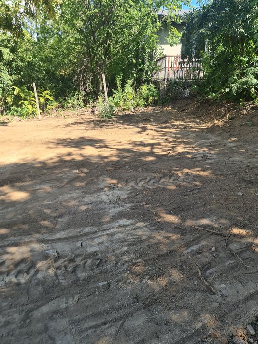 Продавам УПИ с.Брестник