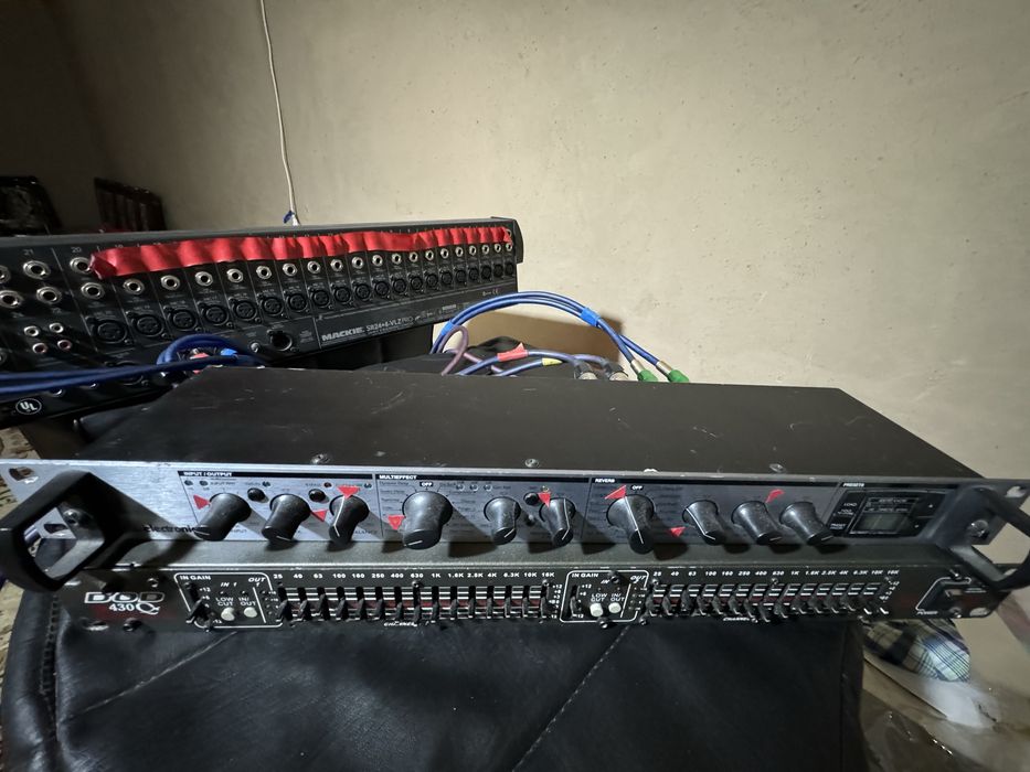 Micsher Mackie 32 kanalliy