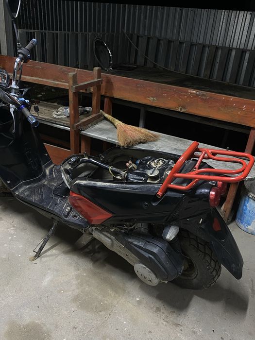 Бумер лия 150.