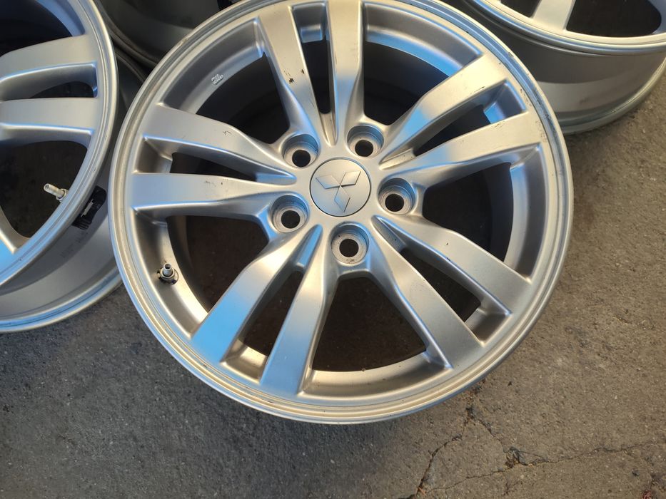 16" оригинални алуминиеви джанти за Mitsubishi ASX...