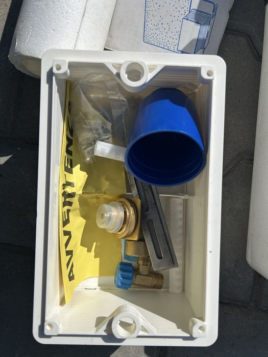 Тоалетно казанче за вграждане