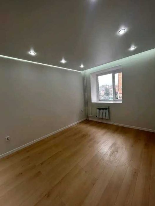 1 комнатная в самом центре. Рядом с Цоном