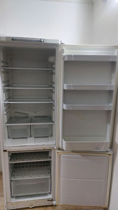 Холодильник INDESIT