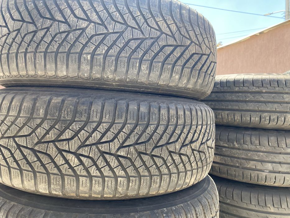 Шины  Yokohama Germany 225/60/17, 2шт