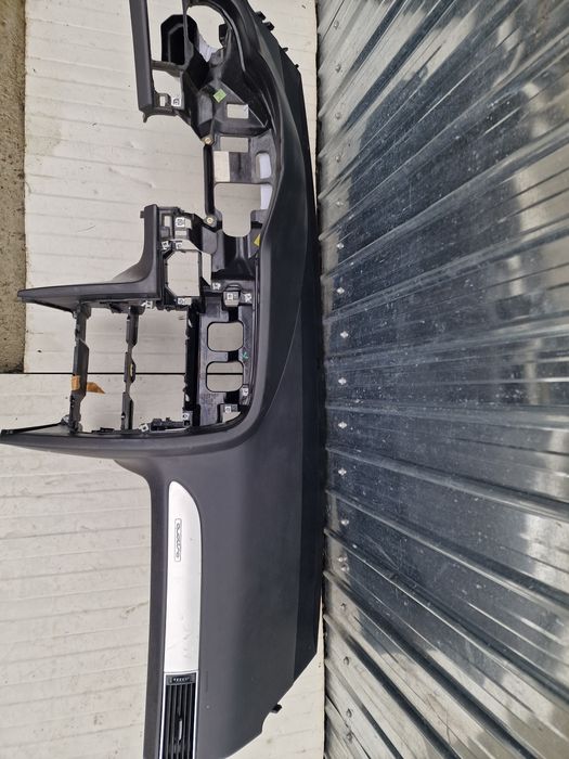 Plansa bord Audi A6 4F