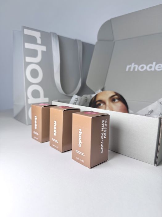 Rhode Pocket Blush ружове НОВ оригинал налични цветове от Хайли Бийбър
