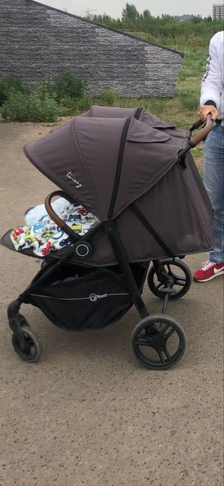 Коляска для двойни