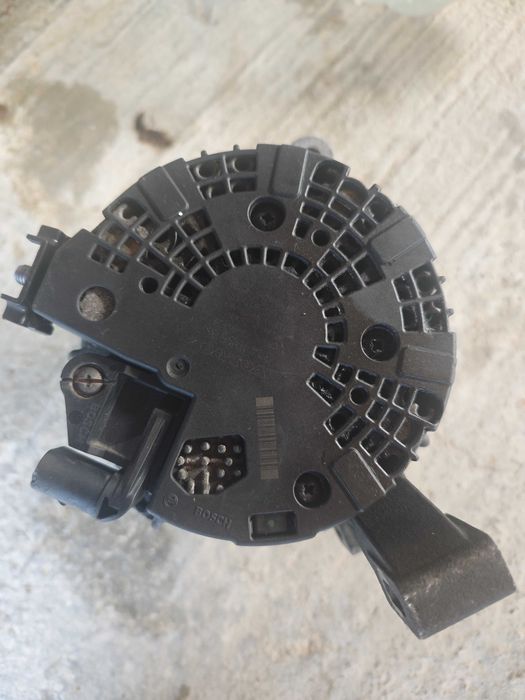 Alernator Volvo XC60, model 2015, motor 2.4