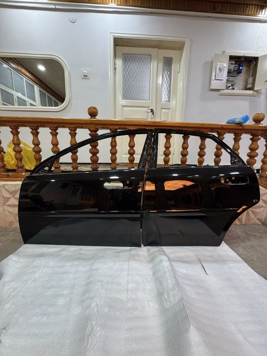 Eshik Jentra 2023 GBO (qora)