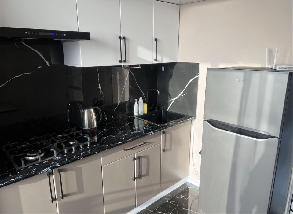 Сдается 2 ком Юнусабад 6 квартал. Посольство США. Хонсарой