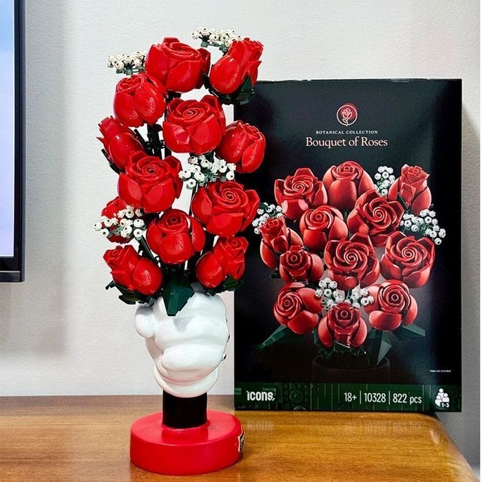 Лего Букет красных роз – 822 деталей