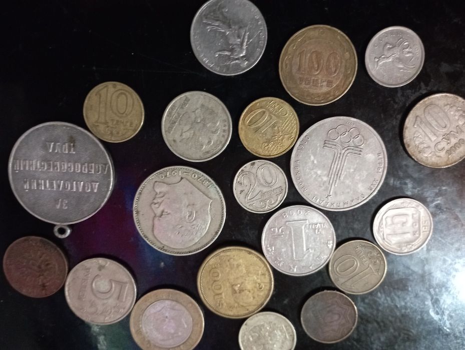 tanga monet sotiladi