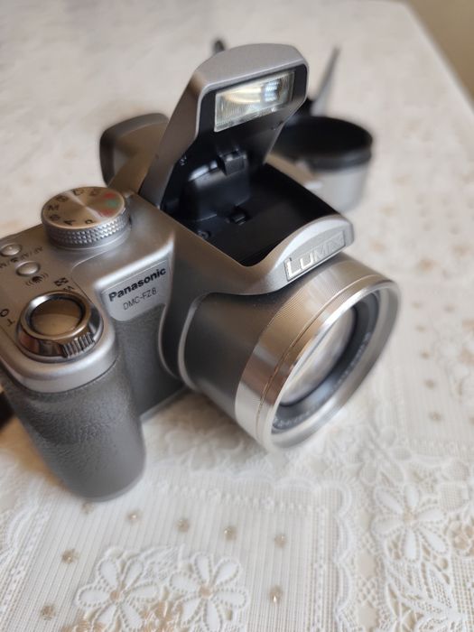 Panasonic DMC- FZ 8