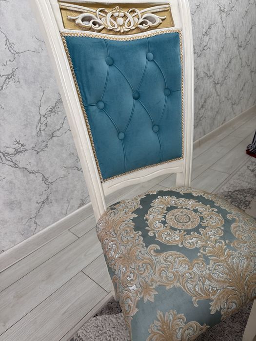 Стулья сатылады. 12шт. Жағдайы жақсы!