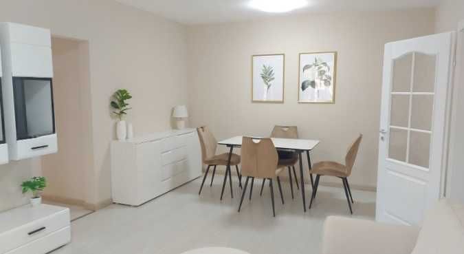 Дава се под наем Тристаен апартамент в София, Център - 90 кв.м за 1000 € - Снимка #2