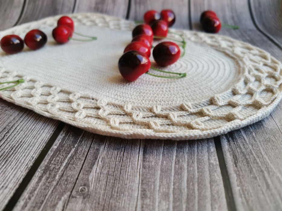 Салфетка ажурная интерьерная