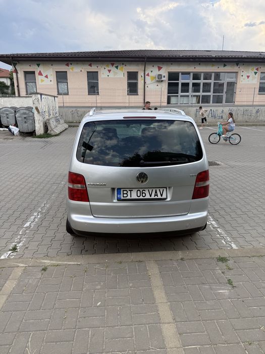 VOLKSWAGEN Touran 2005 — imagine 3