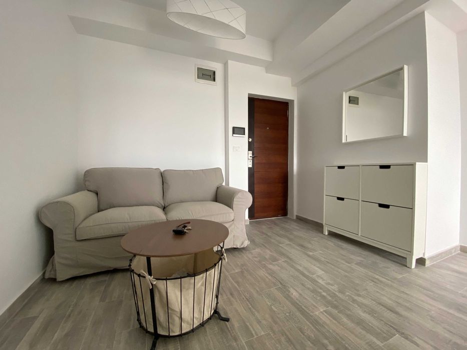 Închiriez apartament drăguț cu 2 dormitoare, bloc nou, cartier Alfa