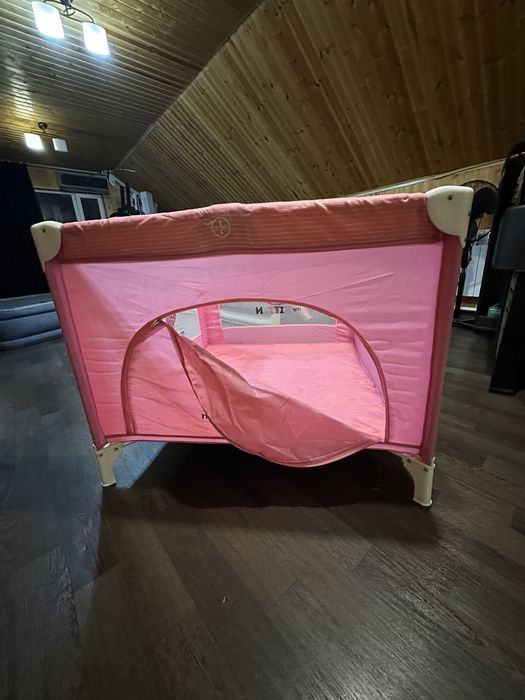 Продам манеж кровать Babyton
