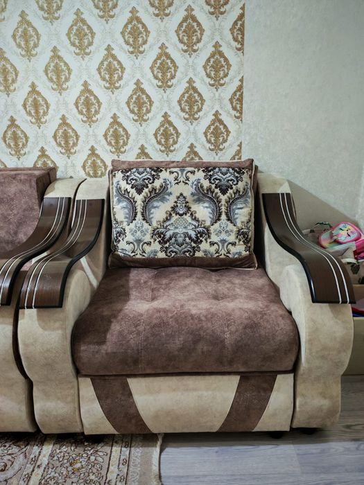 Продаеться мебель