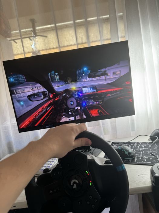 Volan Logitech 923SE( special edition) +pedale+schimbator logitech