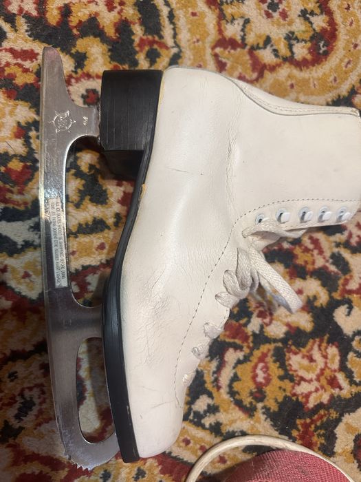 Коньки для фигурного катания