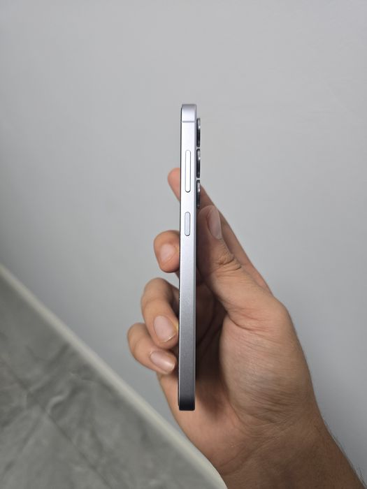 Samsung S25 256/12gb идеале