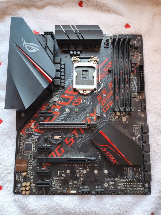 Материнская плата Asus Rog strix lga1151
