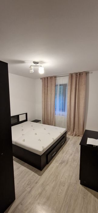 Inchiriez Apartament cu doua camere
