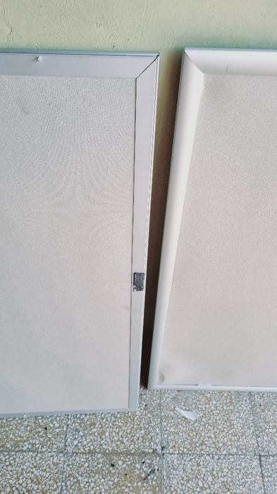 Продавам големи дървени и алуминиеви рамки за снимки,плакати и картини