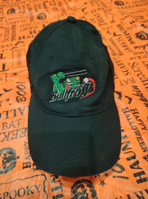 Кепки с регулируемым размером