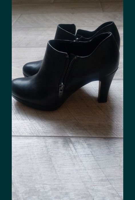 Продам Женские Clarks