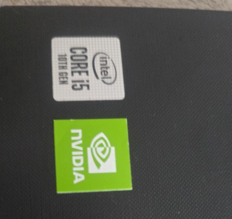 Laptop Lenovo V15-Ill