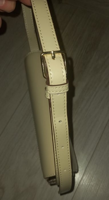 Малка дамска чанта