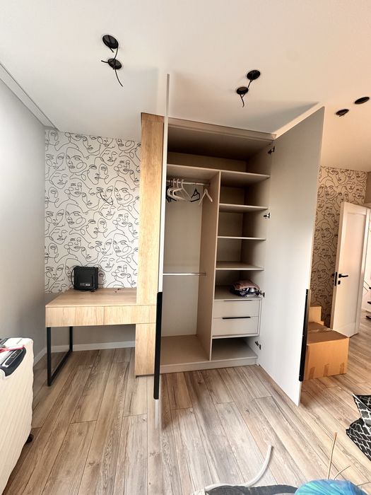 Шкаф с рабочей зоной цвет ангора современный