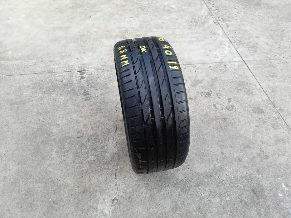 O anvelopa de vara 255 40 19 bridgestone potenza S001 profil de 6,8 mm
