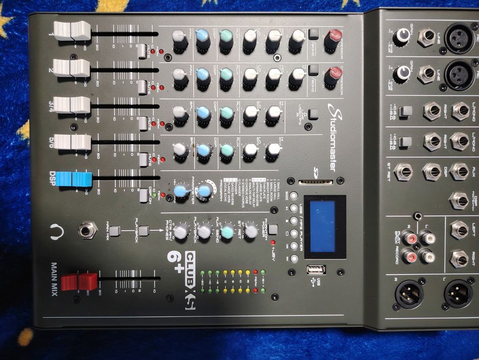 Mixer analog StudioMaster club xs6+