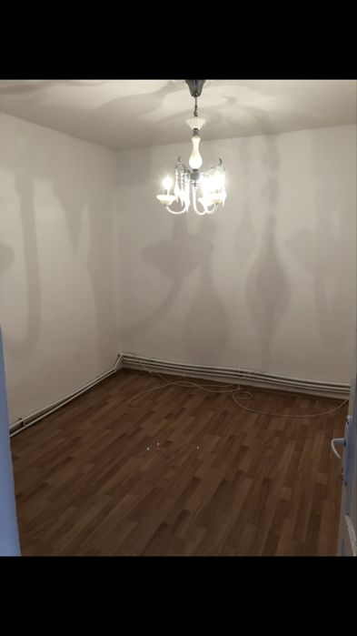 Particular,Margeanului-Antiaeriana,3 cam la curte