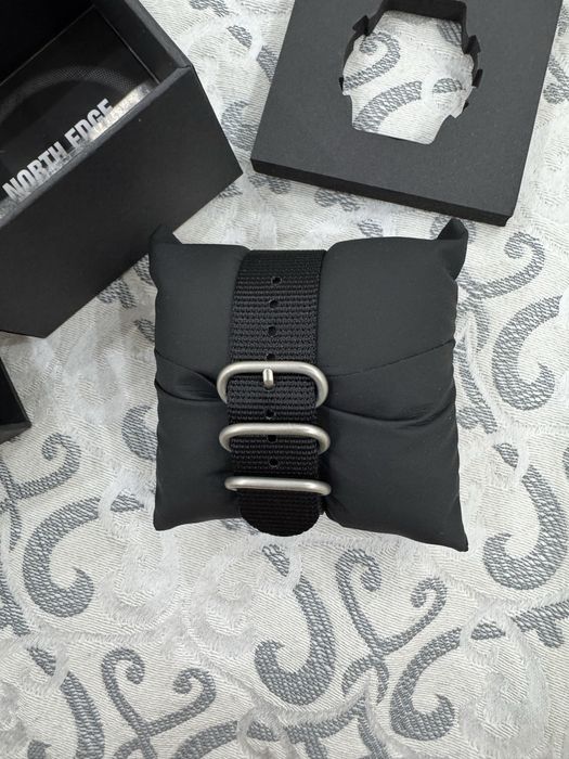 Продам новые мужские часы