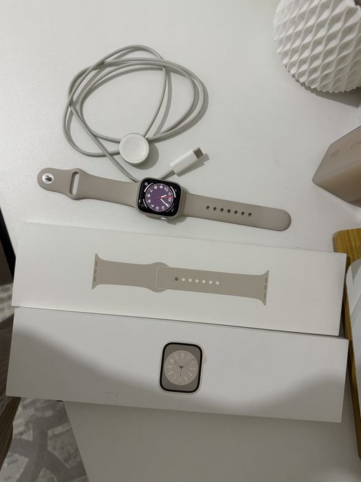 Apple watch 8 series, 41 мм