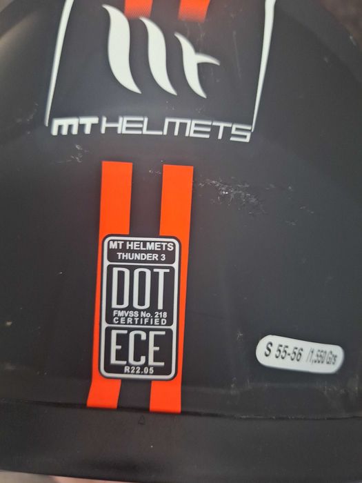 Каска за мотор - MT Helmet - Размер S