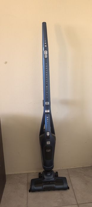 Безжична прахусмукачка.