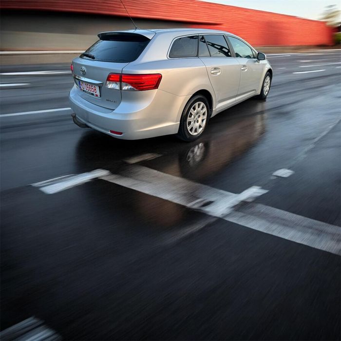 Toyota Avensis Exclusive