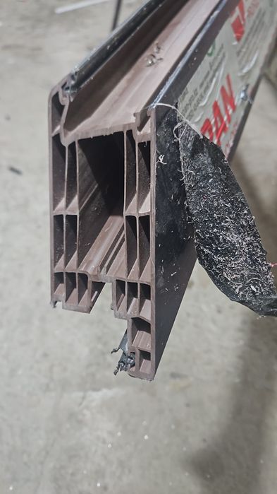 Ремонт Пластиковых алюминиевых окон.