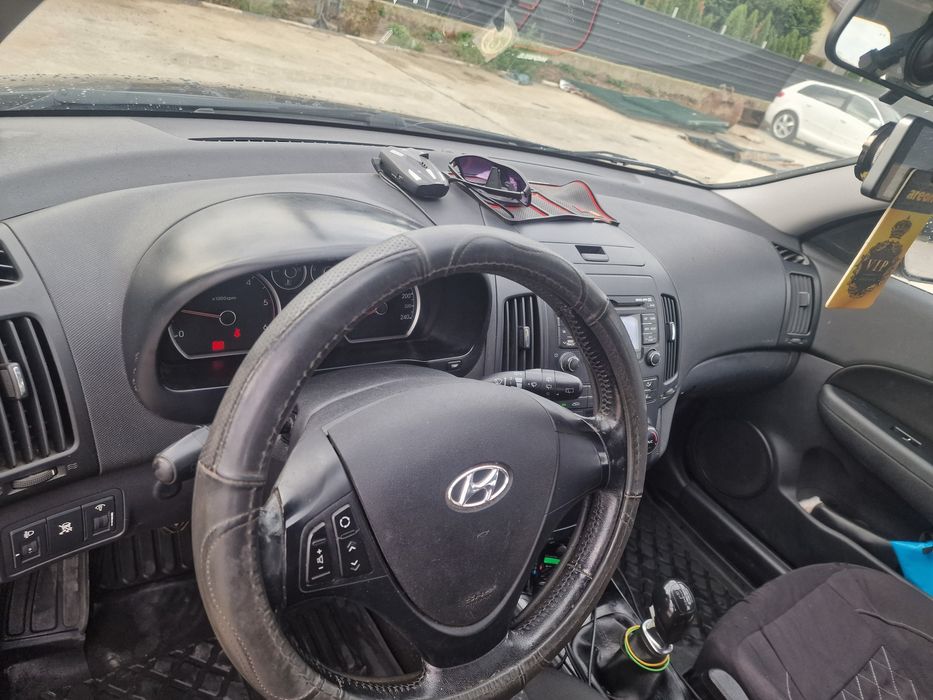 Vând Hyundai I 30 1.6  Crdi  fabricație 2011 !