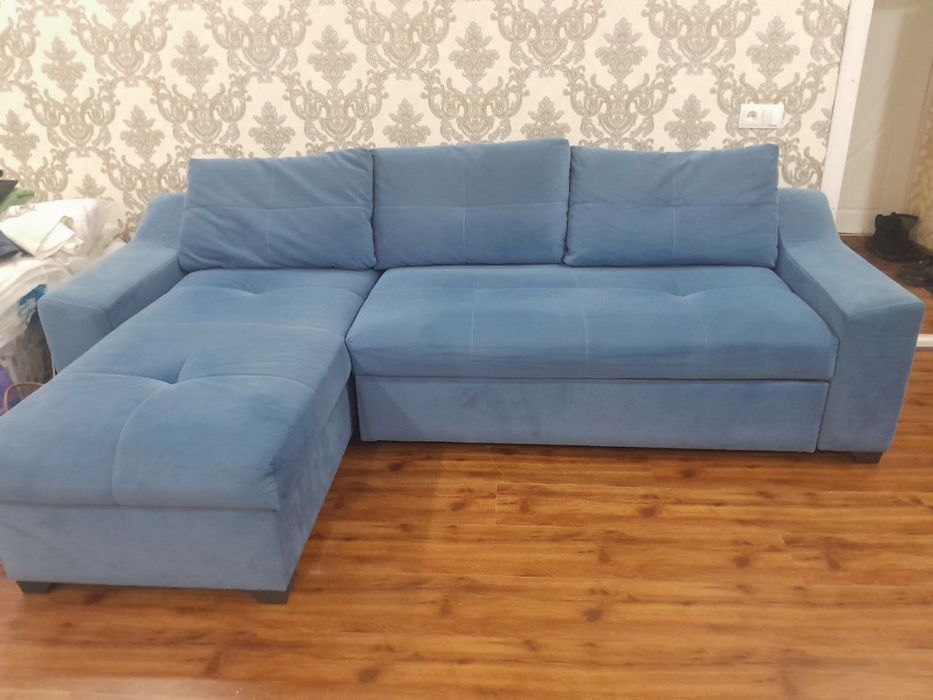 Продается диван раскладной срочно