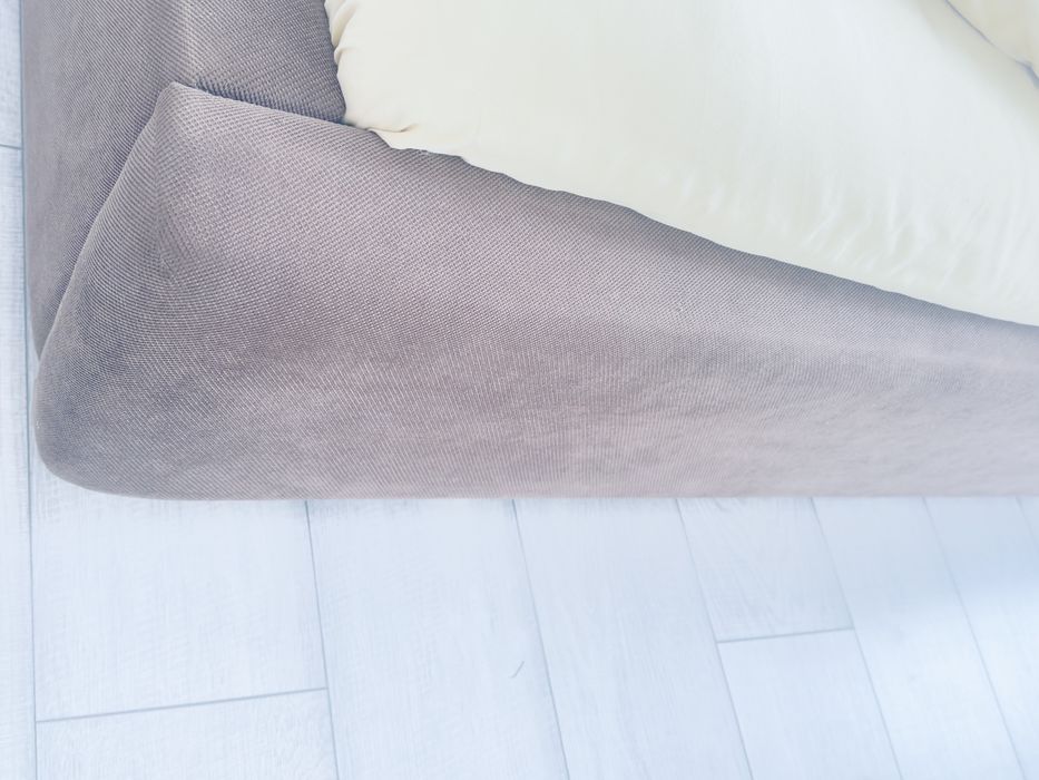 Кровать б/у продам